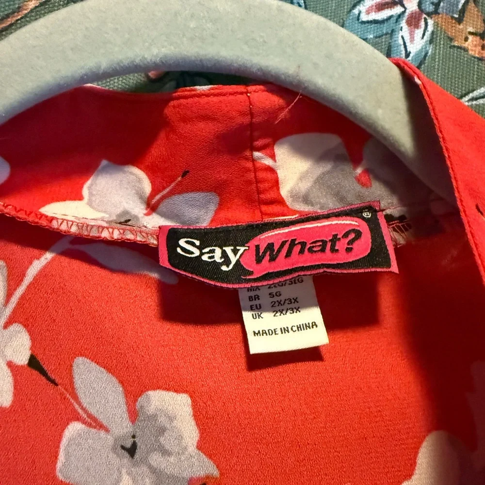 Say What? Red and White Floral Kimono brand new beautiful